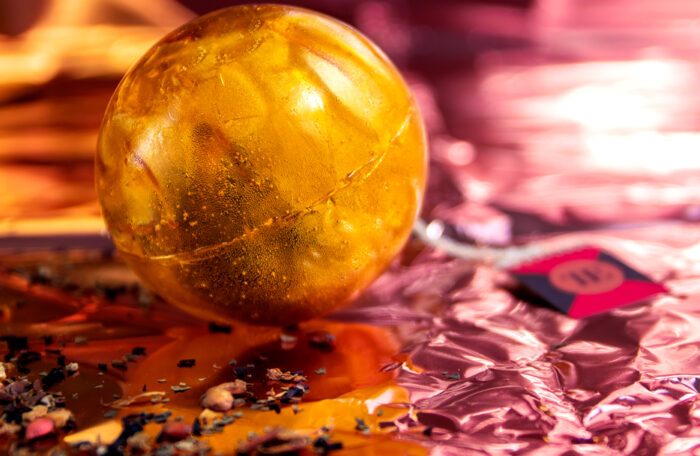 Yellow Tea Bomb