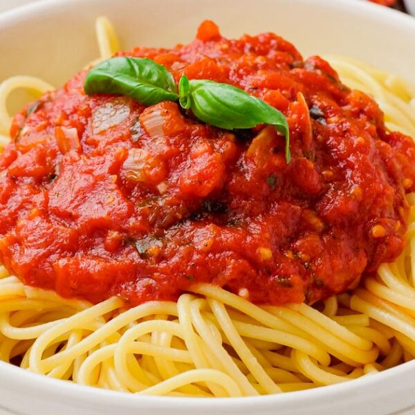 Napoliten Soslu Makarna