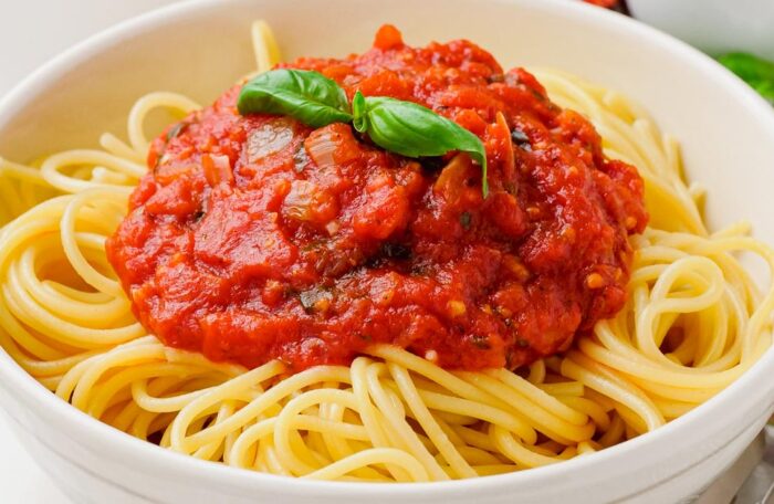 Napoliten Soslu Makarna